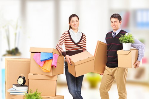 Removal truck hire service supporting residential and business customers in Southlondon