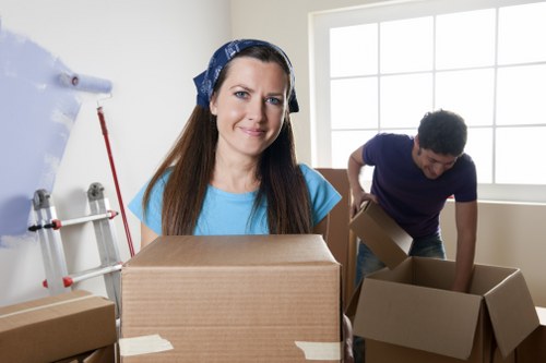 Free quote discussion for a flat or family house removal in South London